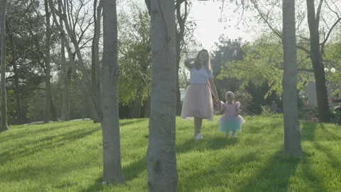 General plan mom and daughter on a walk Video stock 166323639