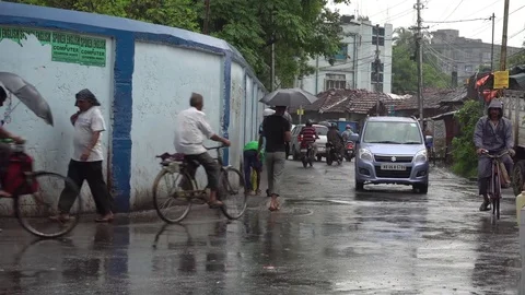 General scene of a rainy road Video stock 77665876