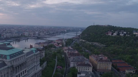 General view of the Budapest Royal Palace and the Danube river - 4K drone video Stock-Footage 99295441