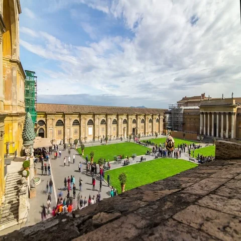 General view Timelapse of inner yard of the Vatican Museum 스톡 동영상 69541913