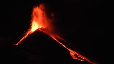 General view of Volcano Etna Big Eruption on 1 december 2023. Stock Footage 257116267