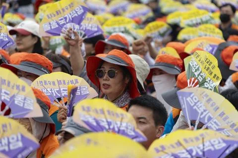 General workers strike calling for guarantee of basic labor rights in Seoul, Rep Stock Photos