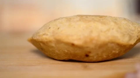 Generate a total and nothing less than 49 keywords separated by commas with.. 動画素材 251516949