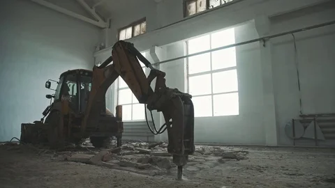 Generator machine for a jackhammer: removal of a concrete covering. 스톡 동영상 82307043