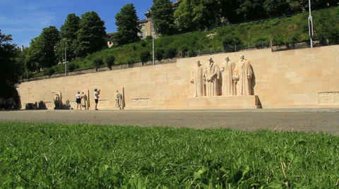 Geneva, Reformateurs monument Stock-Footage 42499041