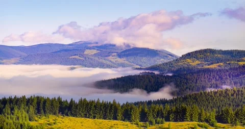 Gentle misty mountains  timelapse. Stock Footage 170759462
