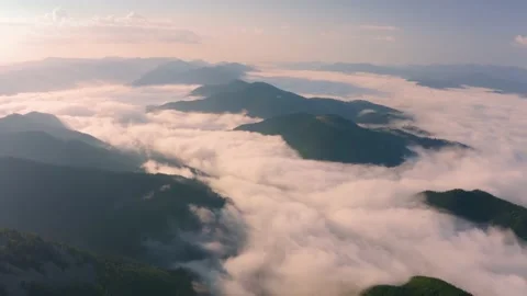 Gentle misty mountains  timelapse. Stock Footage 171473035