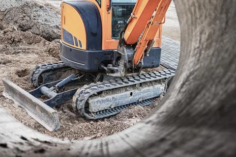 Geodetic level at the construction site. Indication of the elevation of the b Stock-Fotos