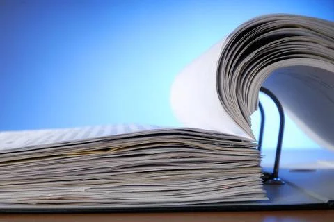 Geöffneter Aktenordner Close up of an opened document file. Copyright: xZo.. Stock Photos