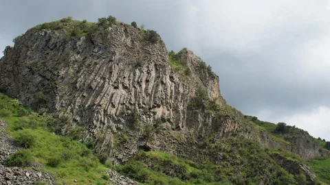 Geological Formation of Octogonal Basalt Columns in rock, Garni Gorge Mountain,  Stockbeeldmateriaal 90095701