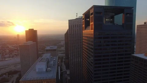 Geometric sunset in the scrapers. Stock Footage 90794552