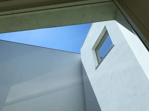 Geometry in modern architecture. Building design with structure, facades, w.. Fotos de archivo