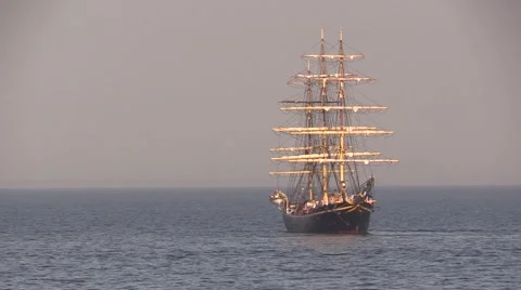 Georg Stage, a three-masted tall ship using engine before casting anchor Video stock 49203598