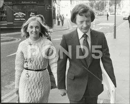 George Deakin An His Wife Outside The Old Bailey They Are Accused Of ...