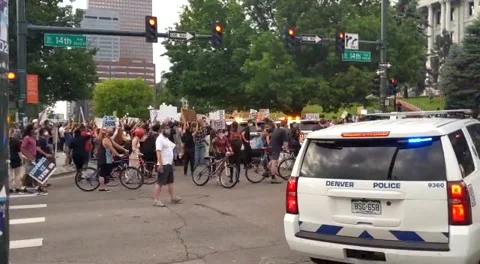 George Floyd Death protest - Denver, Colorado - 5/29/20 動画素材 131353398