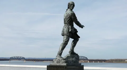 George Rogers Clark Ohio River Statue Louisville Video stock 58507760