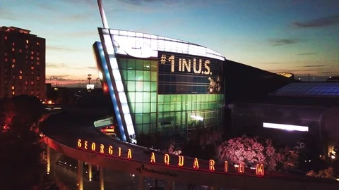 Georgia Aquarium at Dusk Vídeo Stock 80961026
