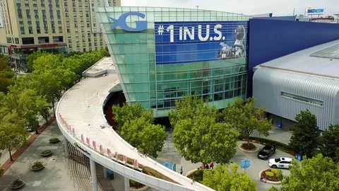 Georgia Aquarium Pull Back Vídeo Stock 80210289