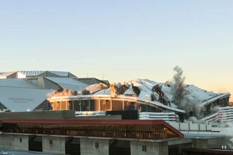 Georgia Dome Collapses During Implosion Process In Atlanta Stock Photos