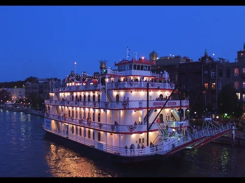 Georgia Queen at Dusk Vídeo Stock 77174224