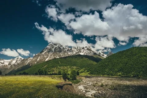 Georgia Ushba Mountains timelapseon cloudy day Video stock 52747580