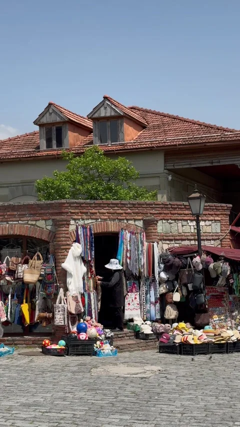 Georgian style for sale in Mtskheta 2 Stock-Footage 336511634