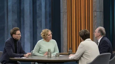  GER, Berlin, Studio, zu Gast bei - Caren Miosga, Polittalk, TV, Format, m... Stock Photos