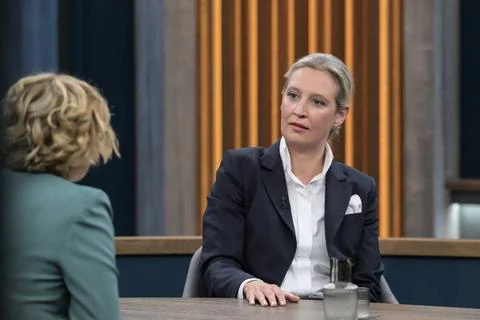 GER, Berlin, Studio, zu Gast bei - Caren Miosga, Polittalk, TV, Format, m... Foto stock