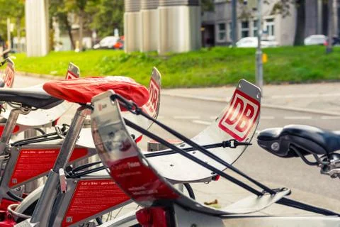 German Bikes Deutsche Bahn Seat Closeup Logo on Sunny Day October 2017 Foto stock