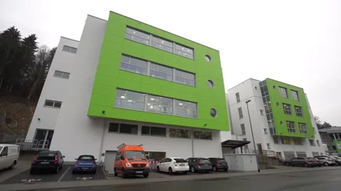 German BioNTech develops its vaccine against the coronavirus from Idar-Oberstein 스톡 동영상 203985223