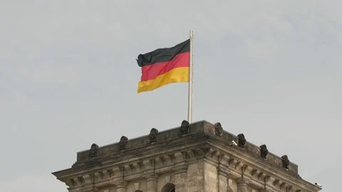 German flag on Reichstag Stock Footage 79055320