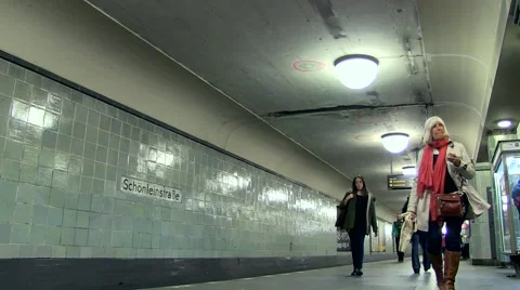 German Subway Station Vidéo 49387516