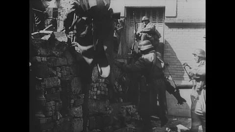 German troops advance over improvised barricades Video stock 103378428