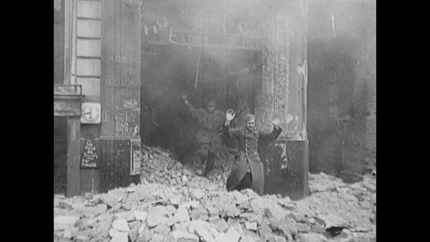 German troops surrender and the Soviets surround Berlin 動画素材 103383154