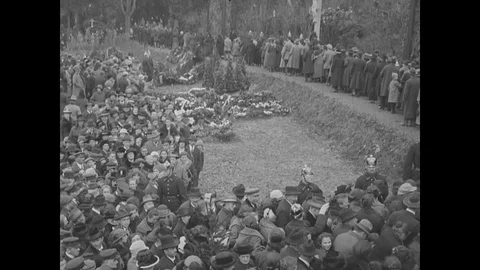 Germans parade through the town, pass the grave Video stock 109546914