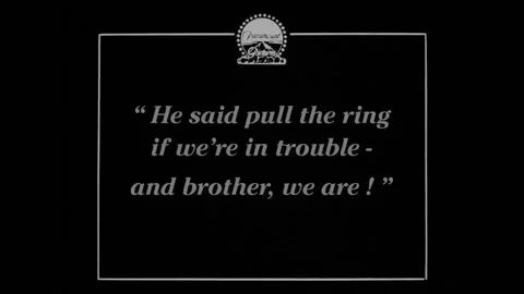 GERMANY - 1927 - In this silent comedy, two men with parachutes are chased by 動画素材 325210091