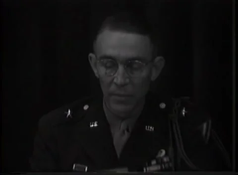 GERMANY - 1946: War crimes tribunal - General Speaks With Breast Bar Vidéo 343790341