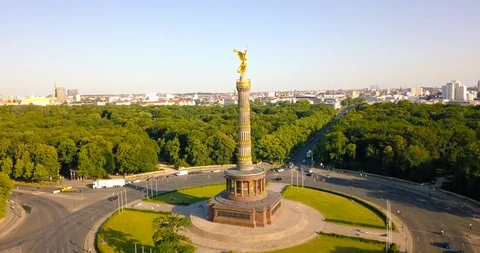 Germany Berlin architecture arial view Victory Column in Tiergarten park Stock-Footage 112932328