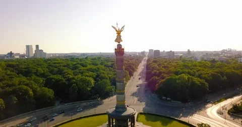 Germany Berlin architecture arial view Victory Column in Tiergarten park Stock-Footage 112934385