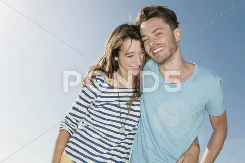 Germany, Berlin, Portrait of a young couple Stock Photos