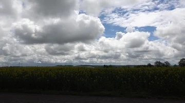 Germany clouds move over landscape time lapse Vídeo Stock 85653407