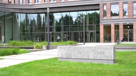 Germany: Imposing tariffs on Chinese EVs does no good to European economy Video stock 280471300