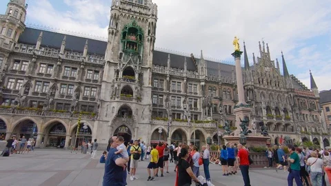 Germany Munich architecture walking in Marienplatz square steadicam 動画素材 113096447