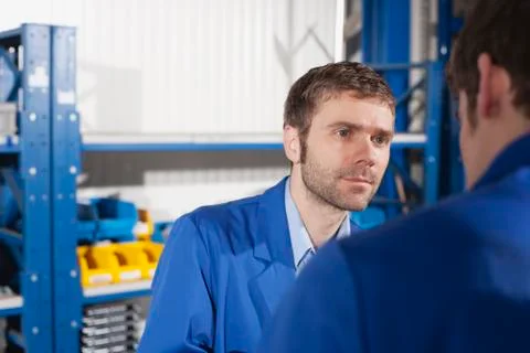 Germany, Neukirch, Apprentice and instructor 库存照片