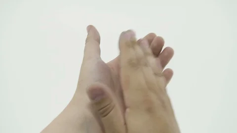 Gestures. man shows applause Vídeo Stock 106677309