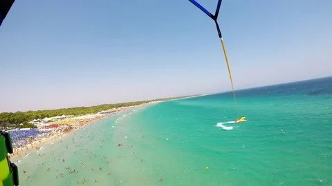 Get up from the ground in parasailing - take-off Stock-Footage 79072286
