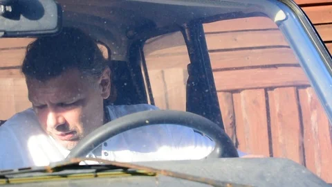 Gets in the car Stock Footage 112917420