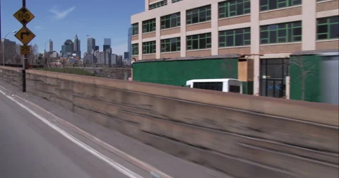 Getting onto the Brooklyn Bridge Stock Footage 51263697