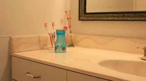 Ghost in bathroom - poltergeist Video stock 21299749