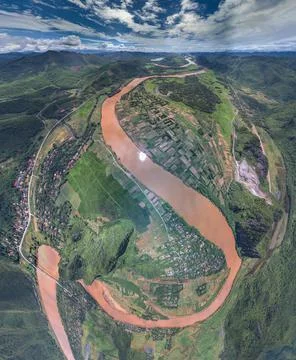 GianhRiver Stock Photos